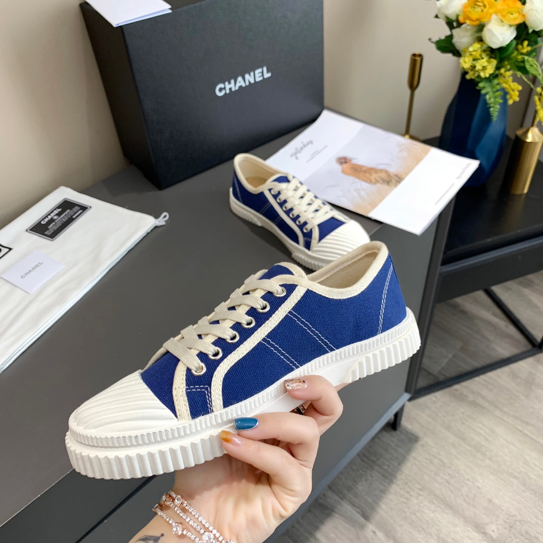 CC 26s Sneaker Blue Canvas 868473