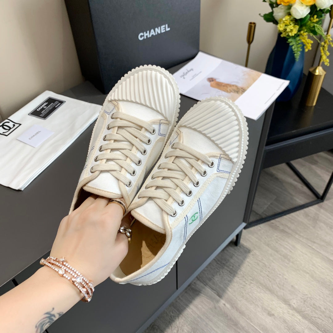 CC 26s Sneaker White Canvas 868470