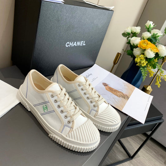 CC 26s Sneaker White Canvas 868470