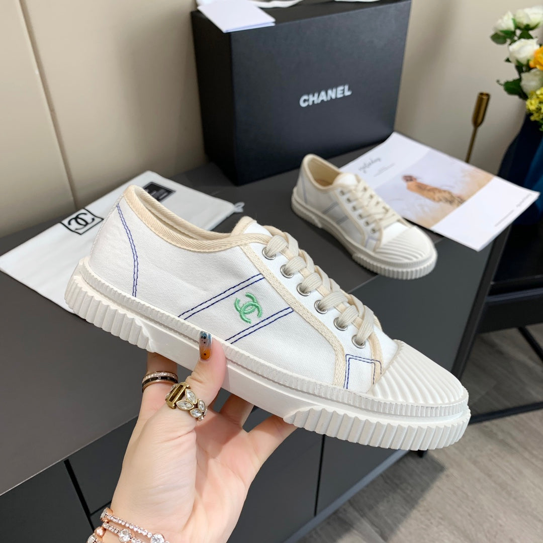 CC 26s Sneaker White Canvas 868470