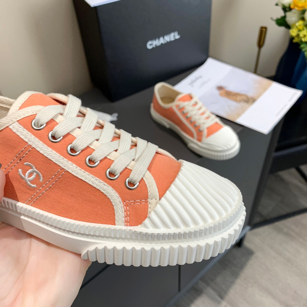 CC 26s Sneaker Orange Canvas 868471