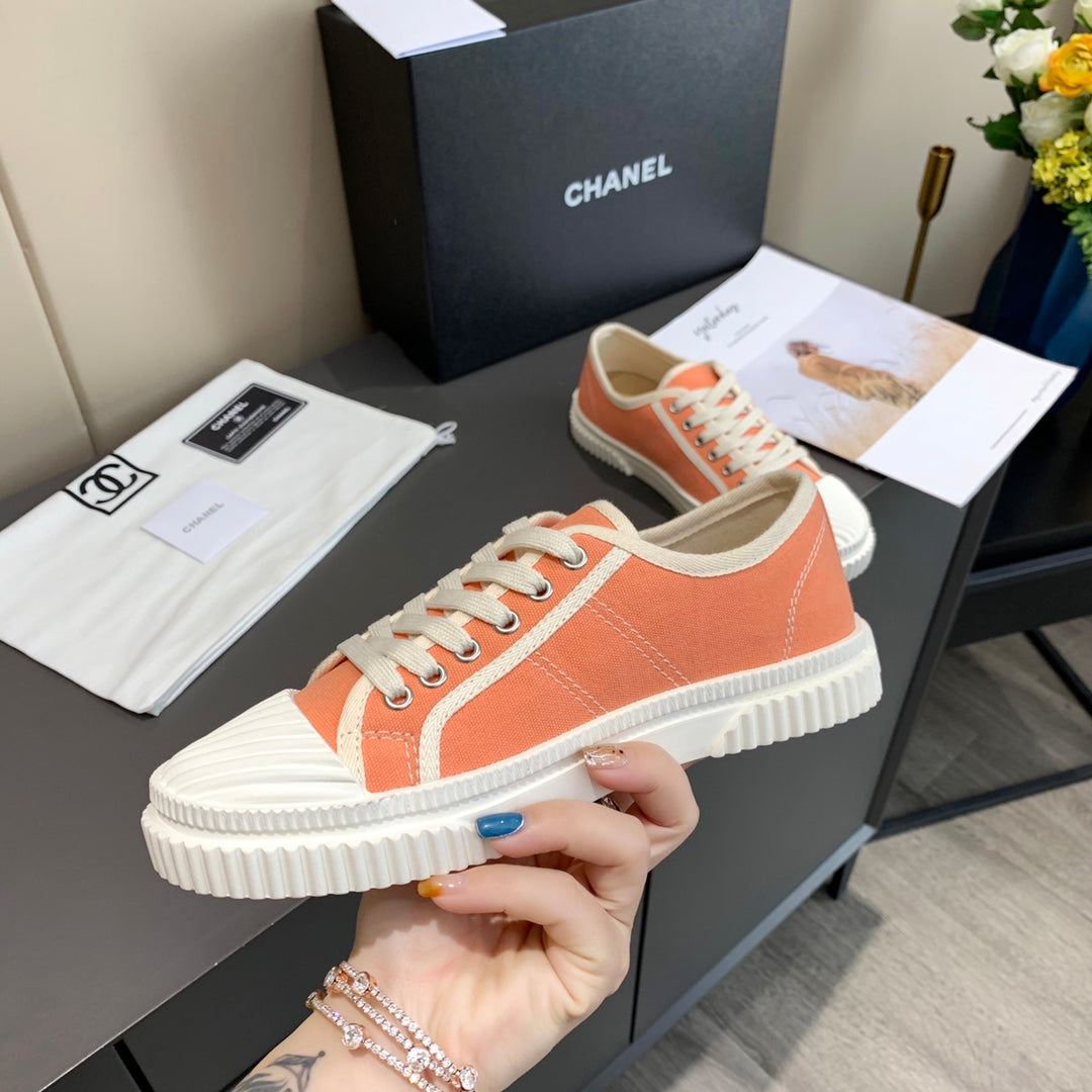 CC 26s Sneaker Orange Canvas 868471