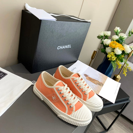 CC 26s Sneaker Orange Canvas 868471