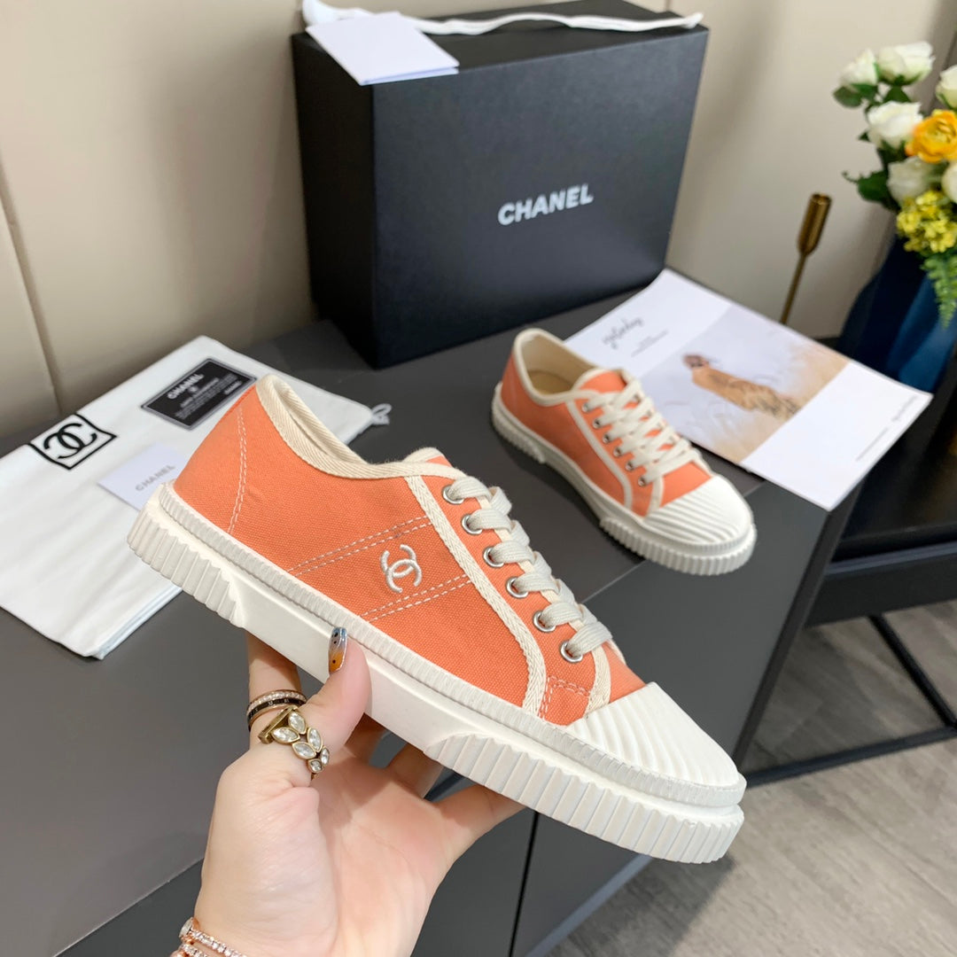 CC 26s Sneaker Orange Canvas 868471