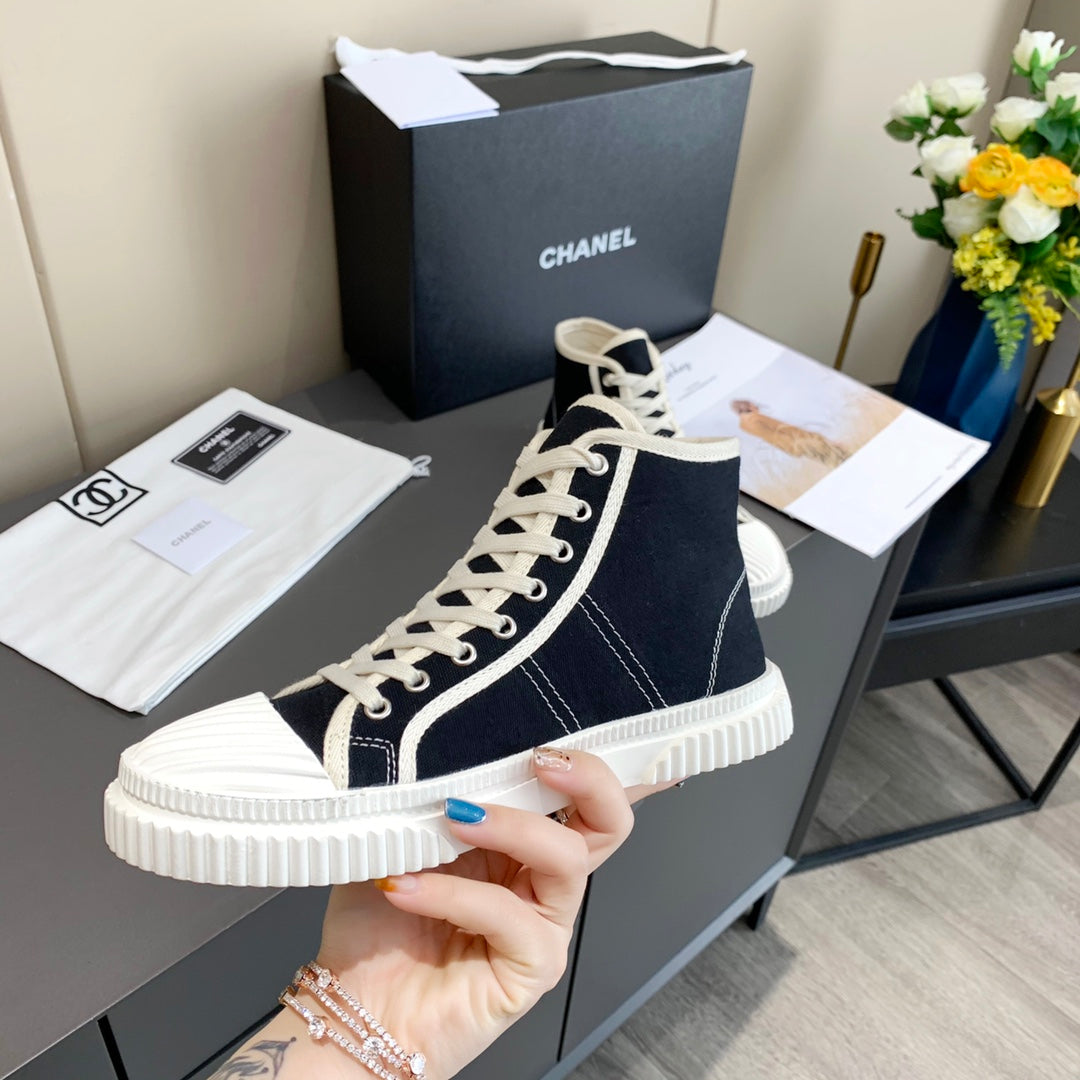 CC 26s Sneaker Black Canvas 868472