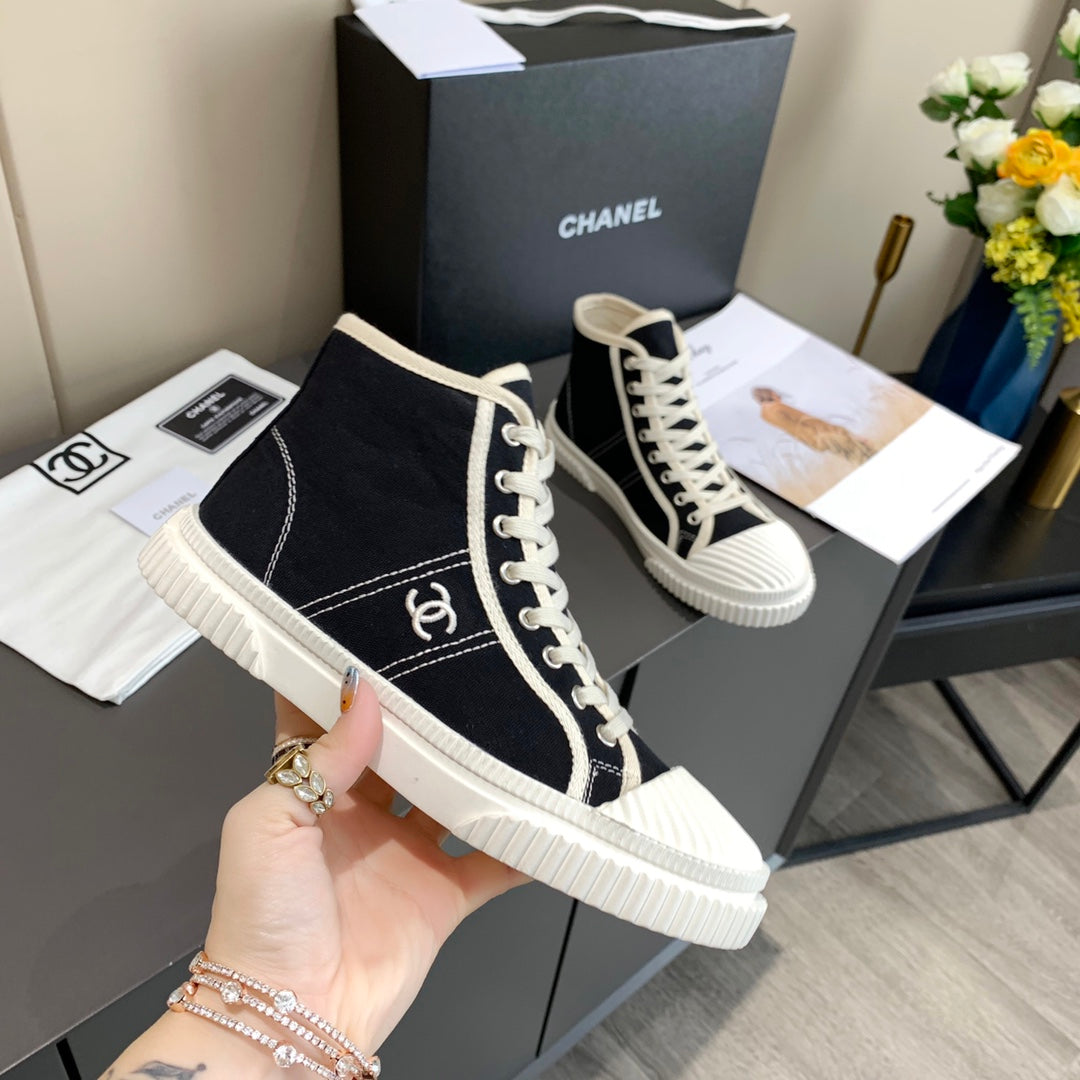 CC 26s Sneaker Black Canvas 868472