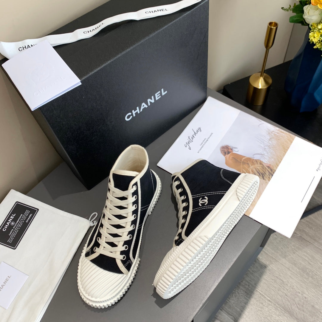 CC 26s Sneaker Black Canvas 868472
