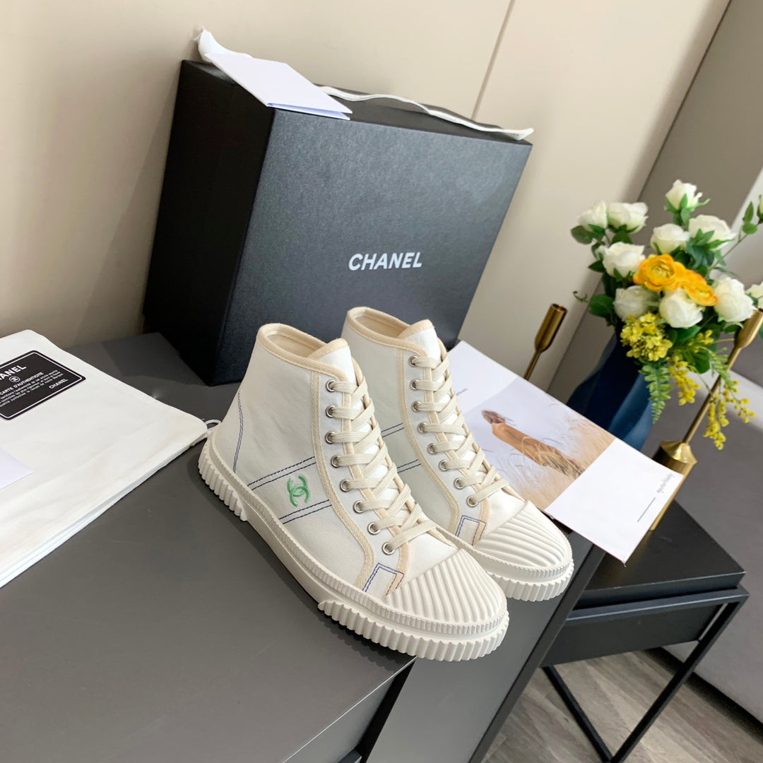 CC 26s Sneaker White Canvas 868476