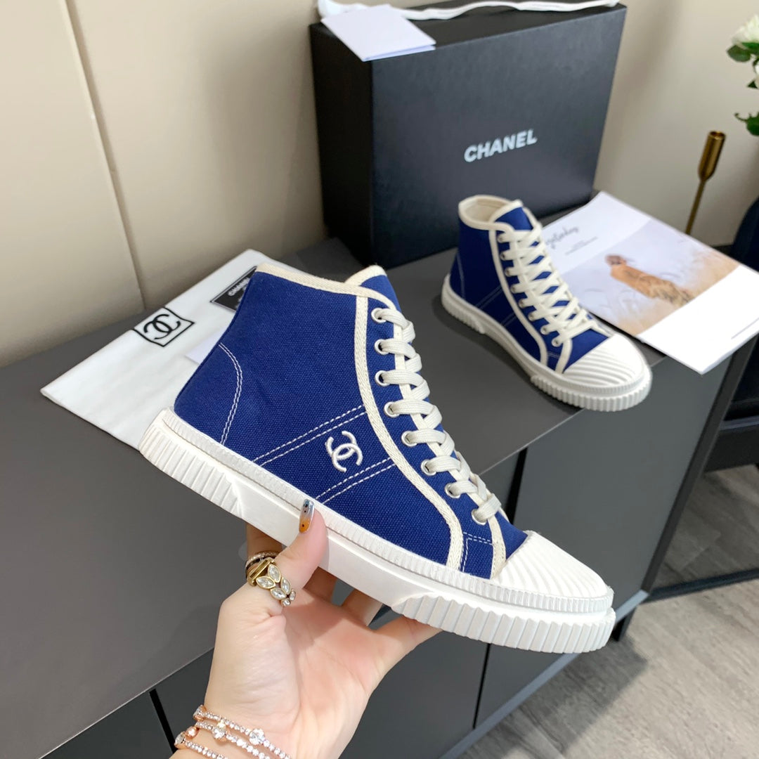 CC 26s Sneaker Blue Canvas 868475