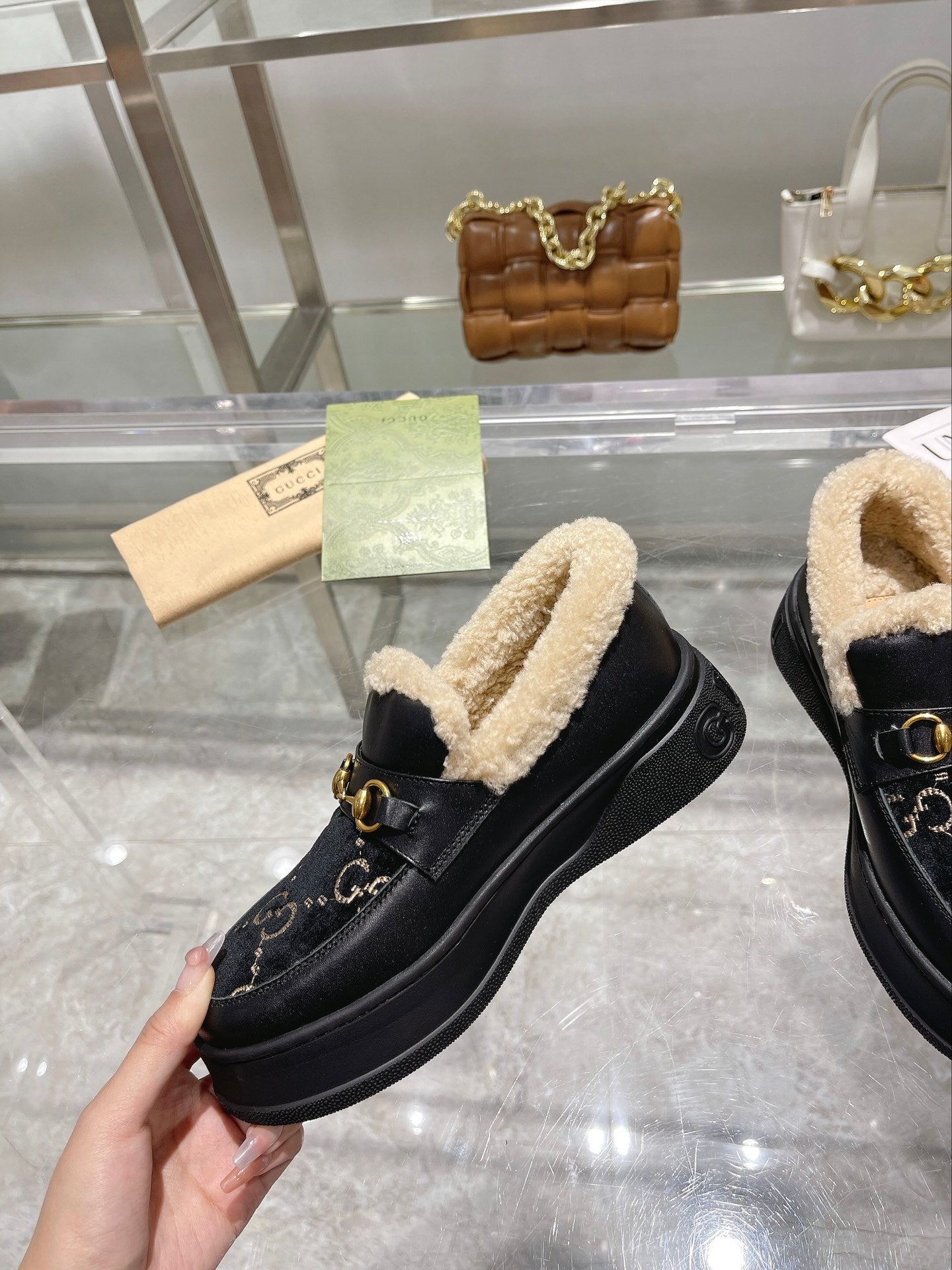 GG Snow Boots Black Calfskin Suede Wool 576251