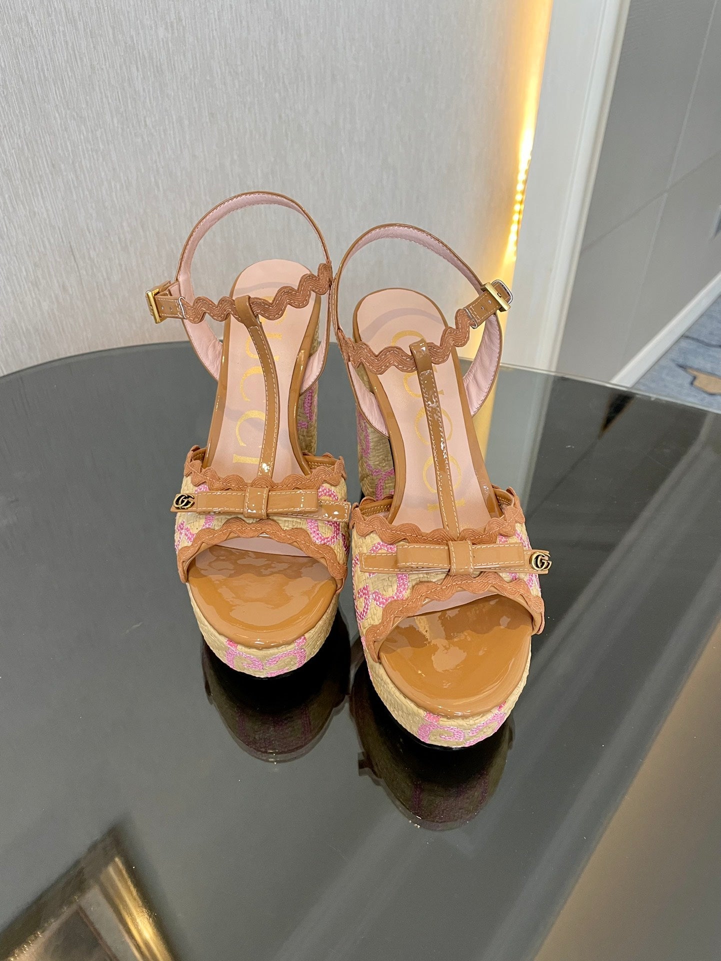 GG Kertu Platform Sandals 12cm Beige Raffia Leather 695693