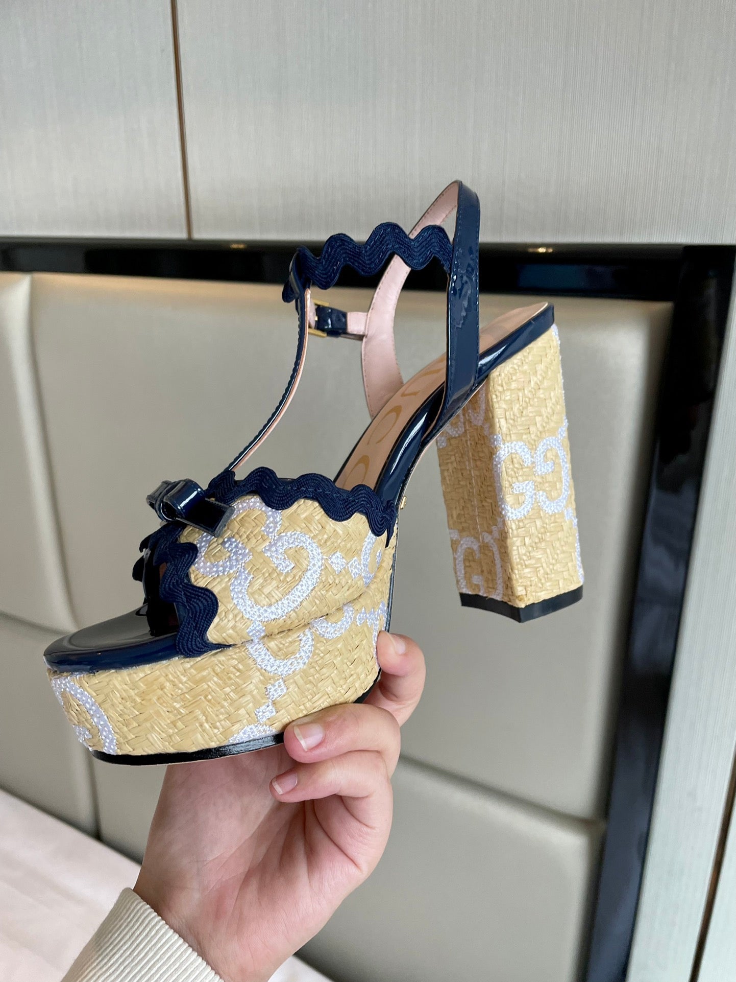 GG Kertu Platform Sandals 12cm Beige Blue Raffia Leather 695695