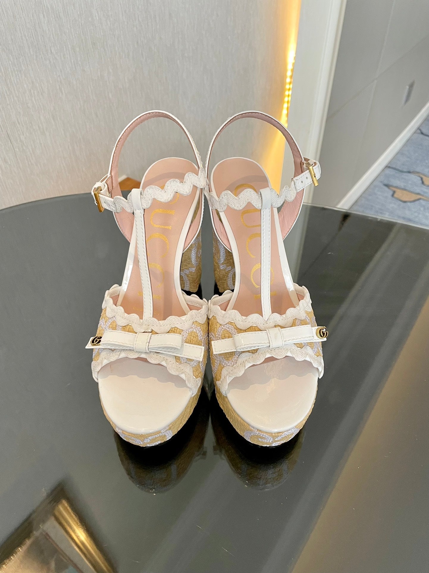 GG Kertu Platform Sandals 12cm Beige White Raffia Leather 695696