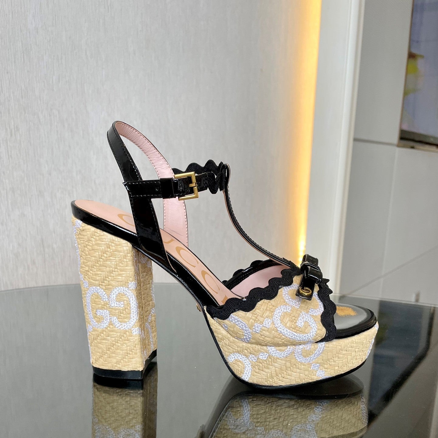 GG Kertu Platform Sandals 12cm Beige Black Raffia Leather 695697
