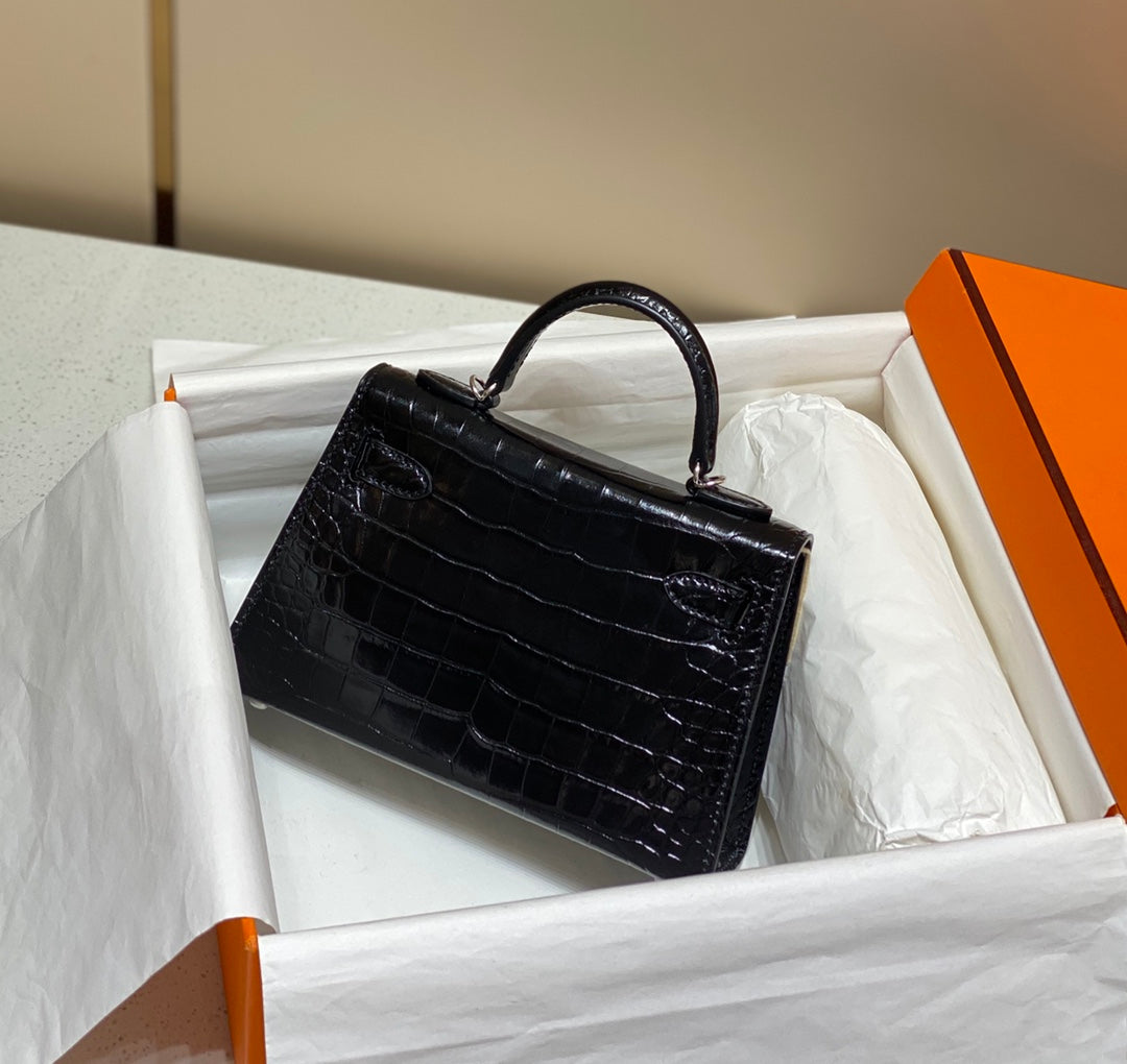 HM 25s Mini Kelly 19 Cm Black Embossed Crocodile Silver Hardware