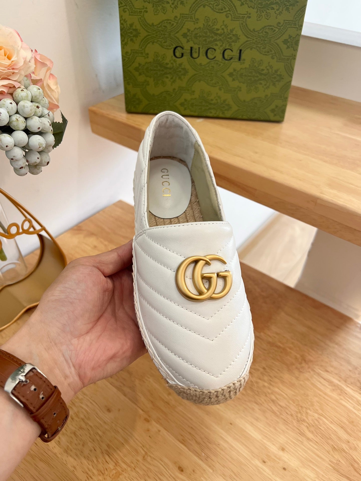 GG 26ss Loafer White Straw Sheepskin 692194