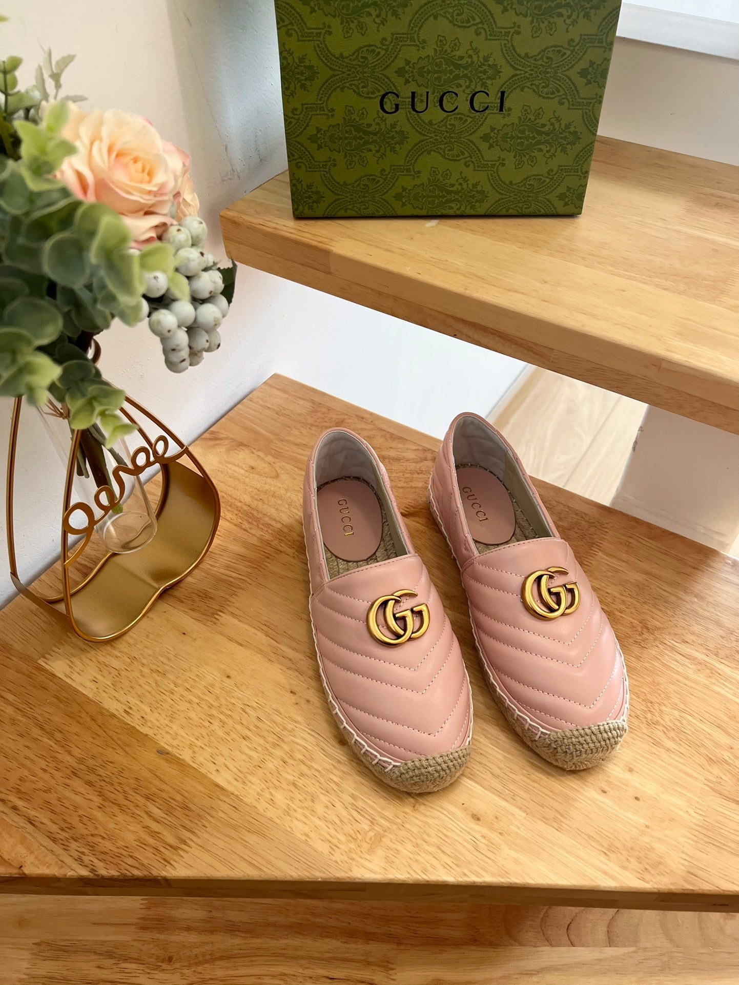 GG 26ss Loafer Light Pink Straw Sheepskin 692195