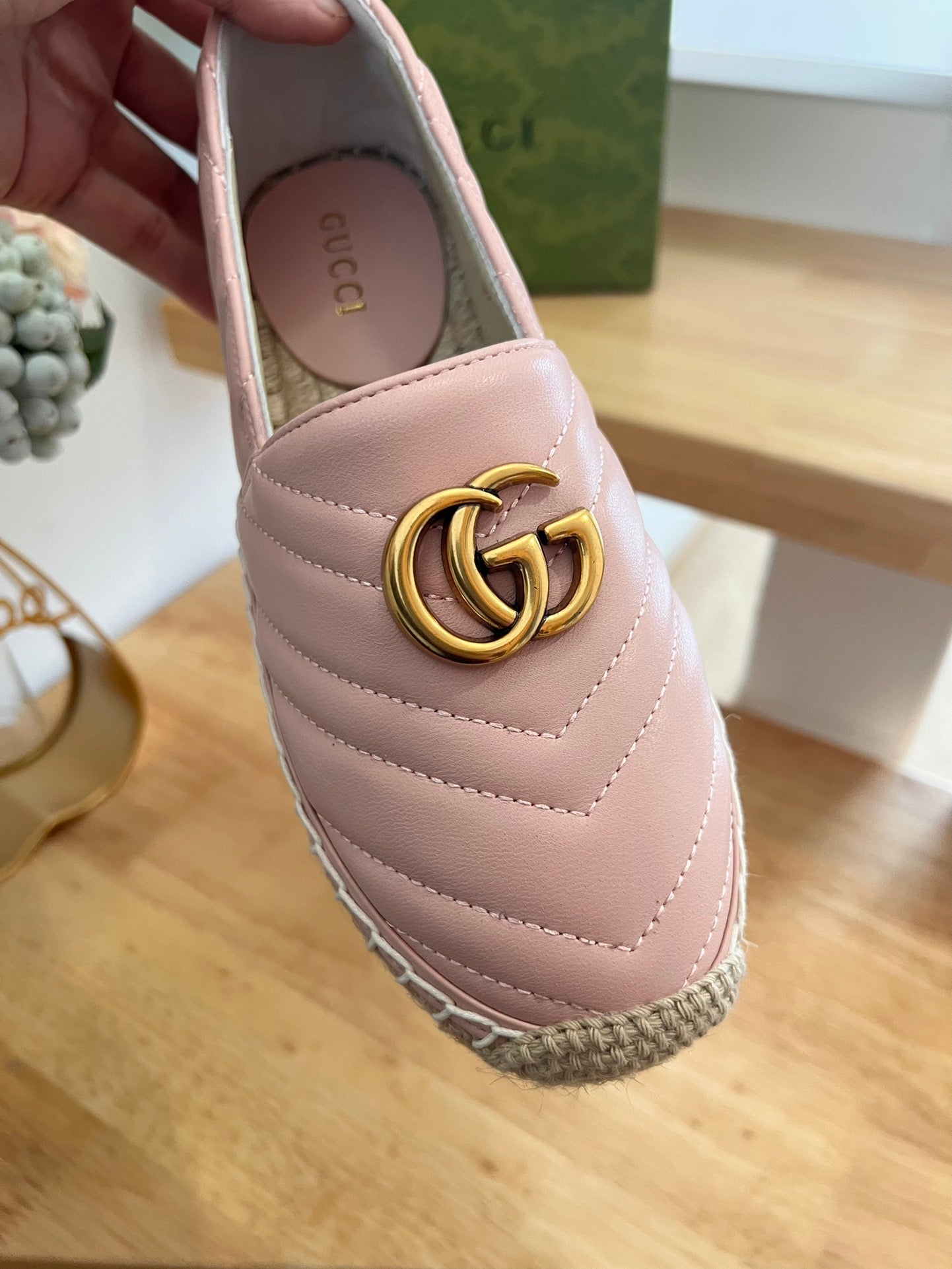GG 26ss Loafer Light Pink Straw Sheepskin 692195
