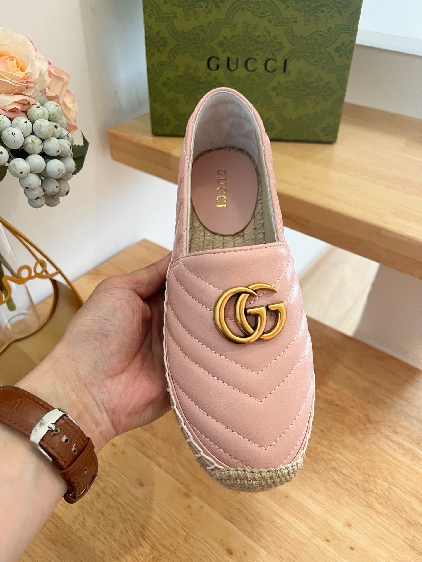 GG 26ss Loafer Light Pink Straw Sheepskin 692195