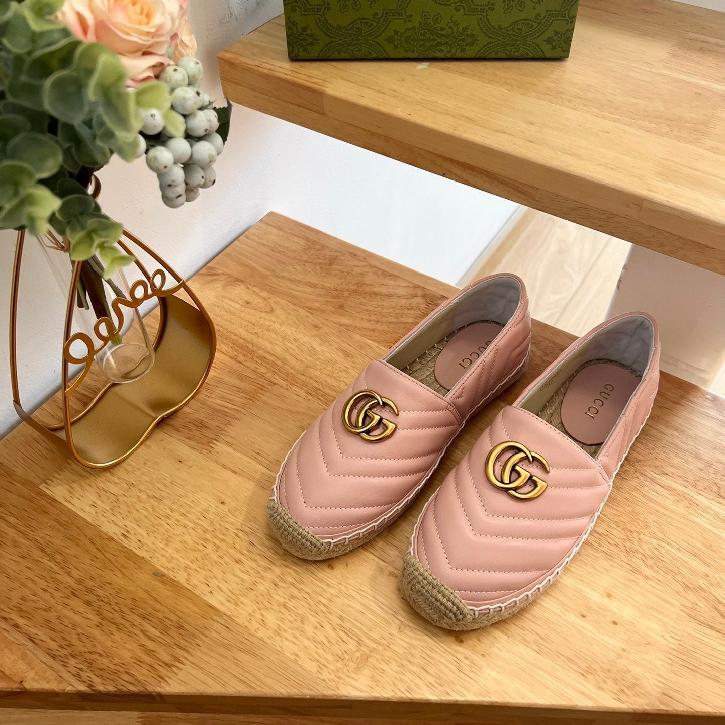 GG 26ss Loafer Light Pink Straw Sheepskin 692195