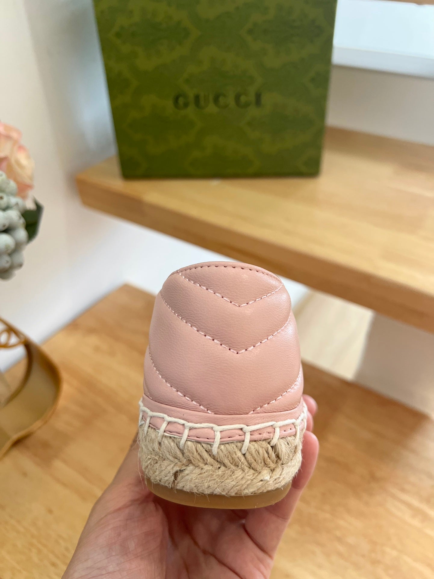 GG 26ss Loafer Light Pink Straw Sheepskin 692195