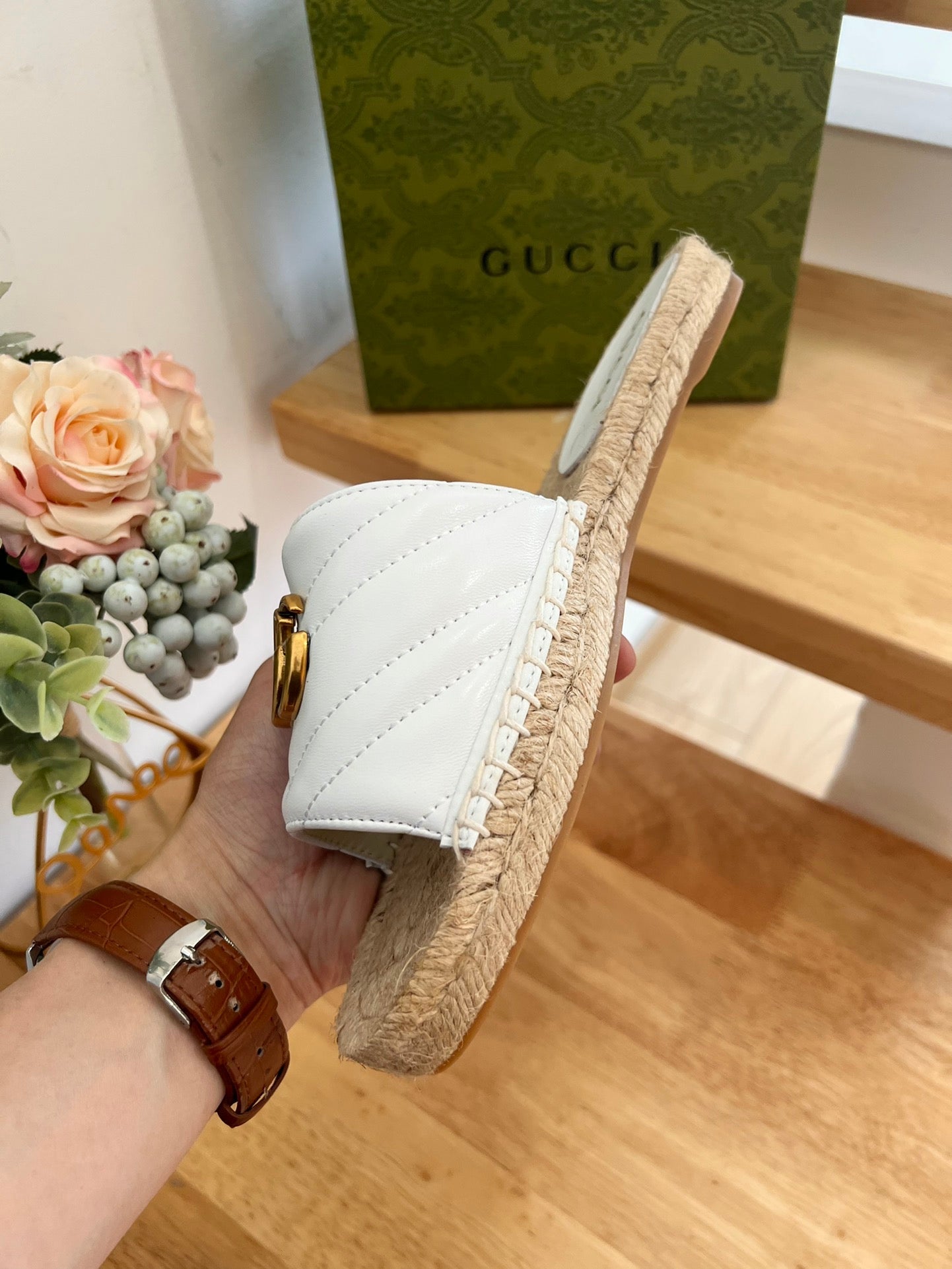GG 26ss Slide White Straw Sheepskin 692199