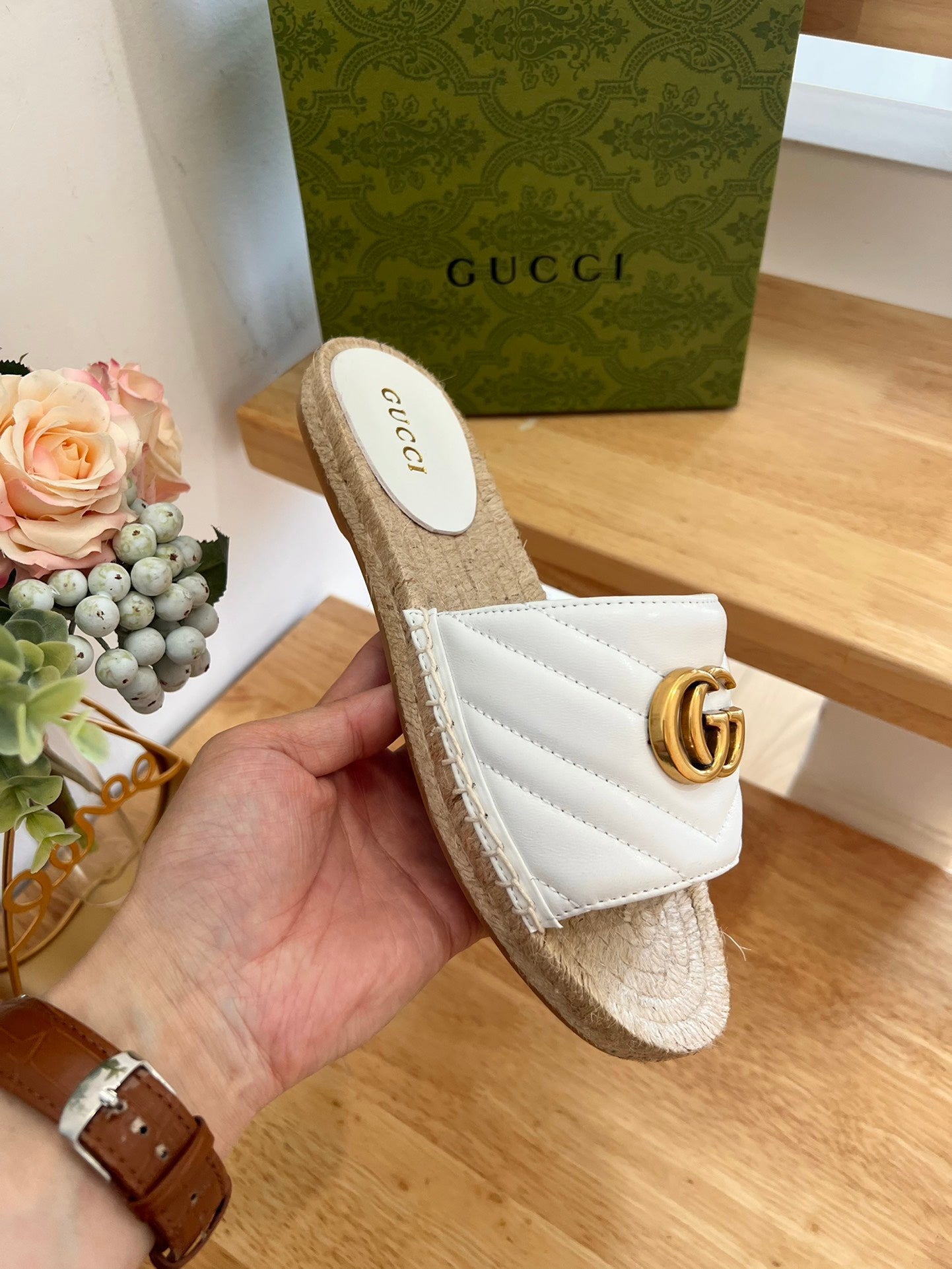 GG 26ss Slide White Straw Sheepskin 692199