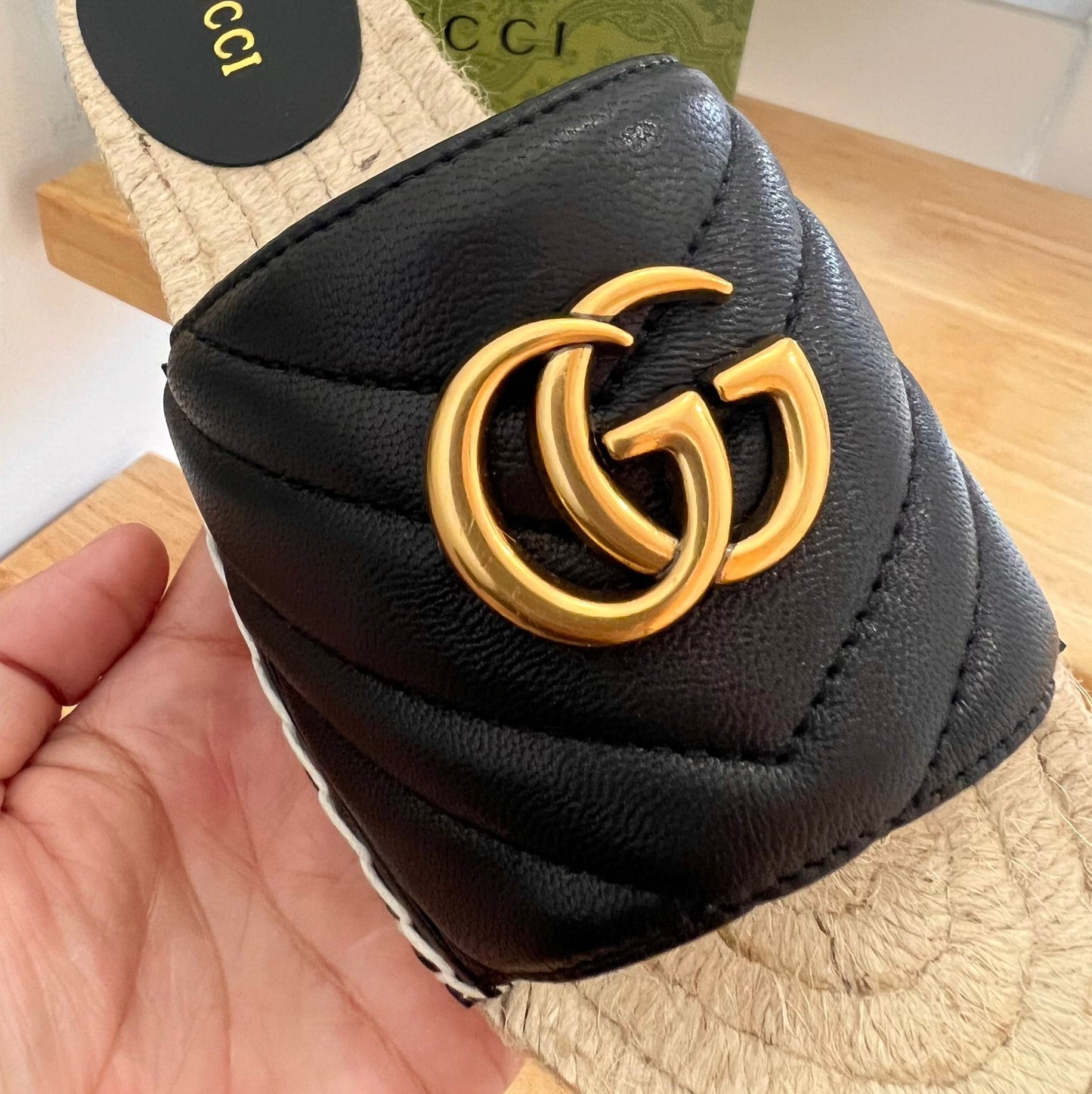 GG 26ss Slide Black Straw Sheepskin 692200