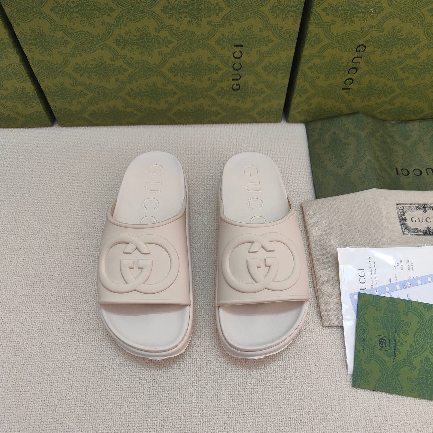 GG Lide Sandal With Interlocking Cream Rubber 788124