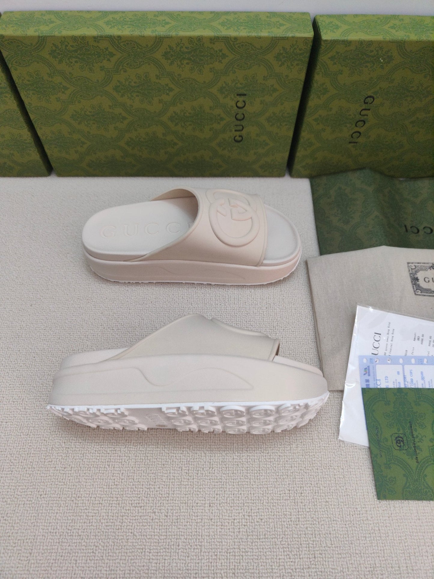 GG Lide Sandal With Interlocking Cream Rubber 788124