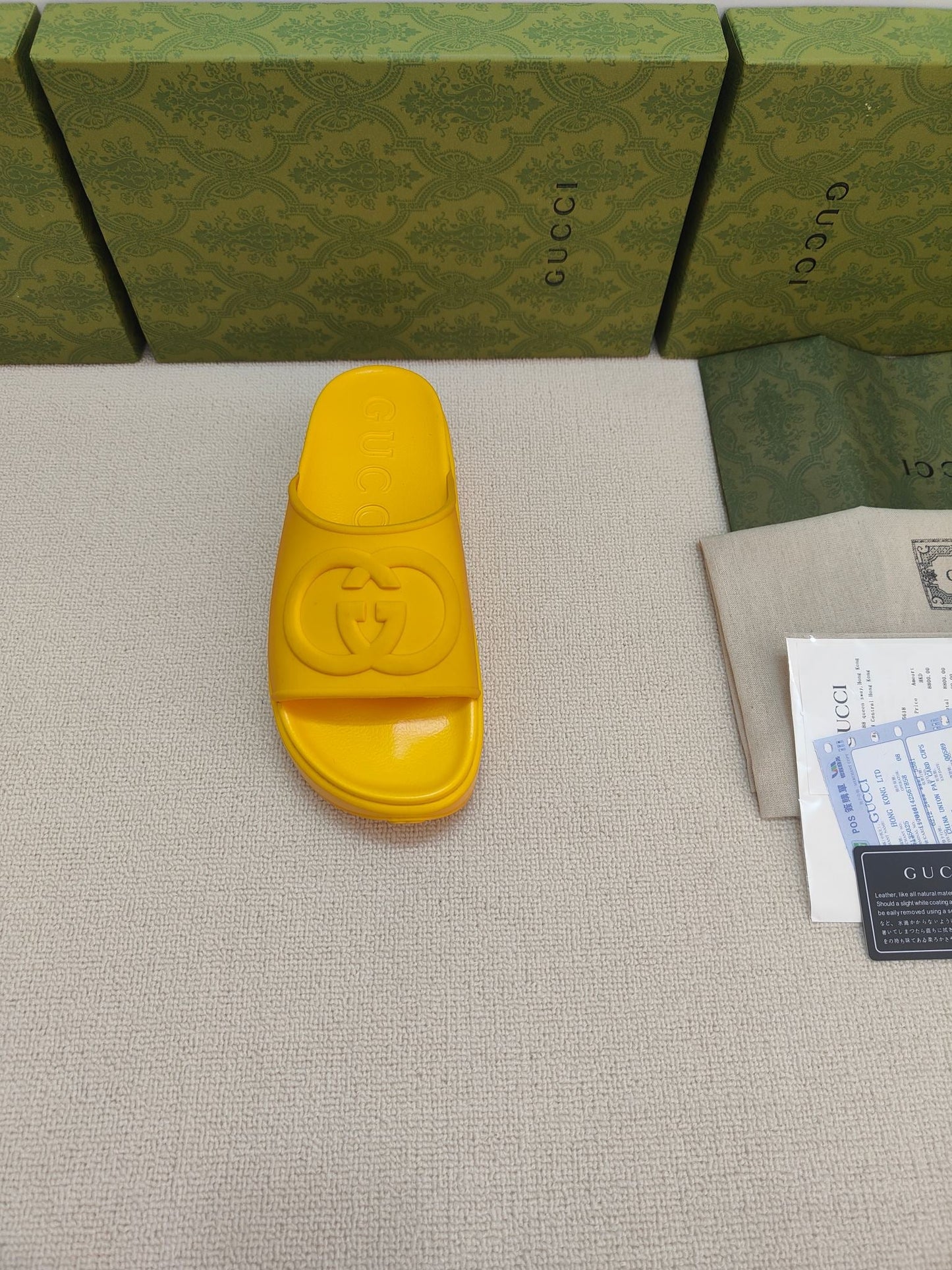 GG Lide Sandal With Interlocking Yellow Rubber 788125