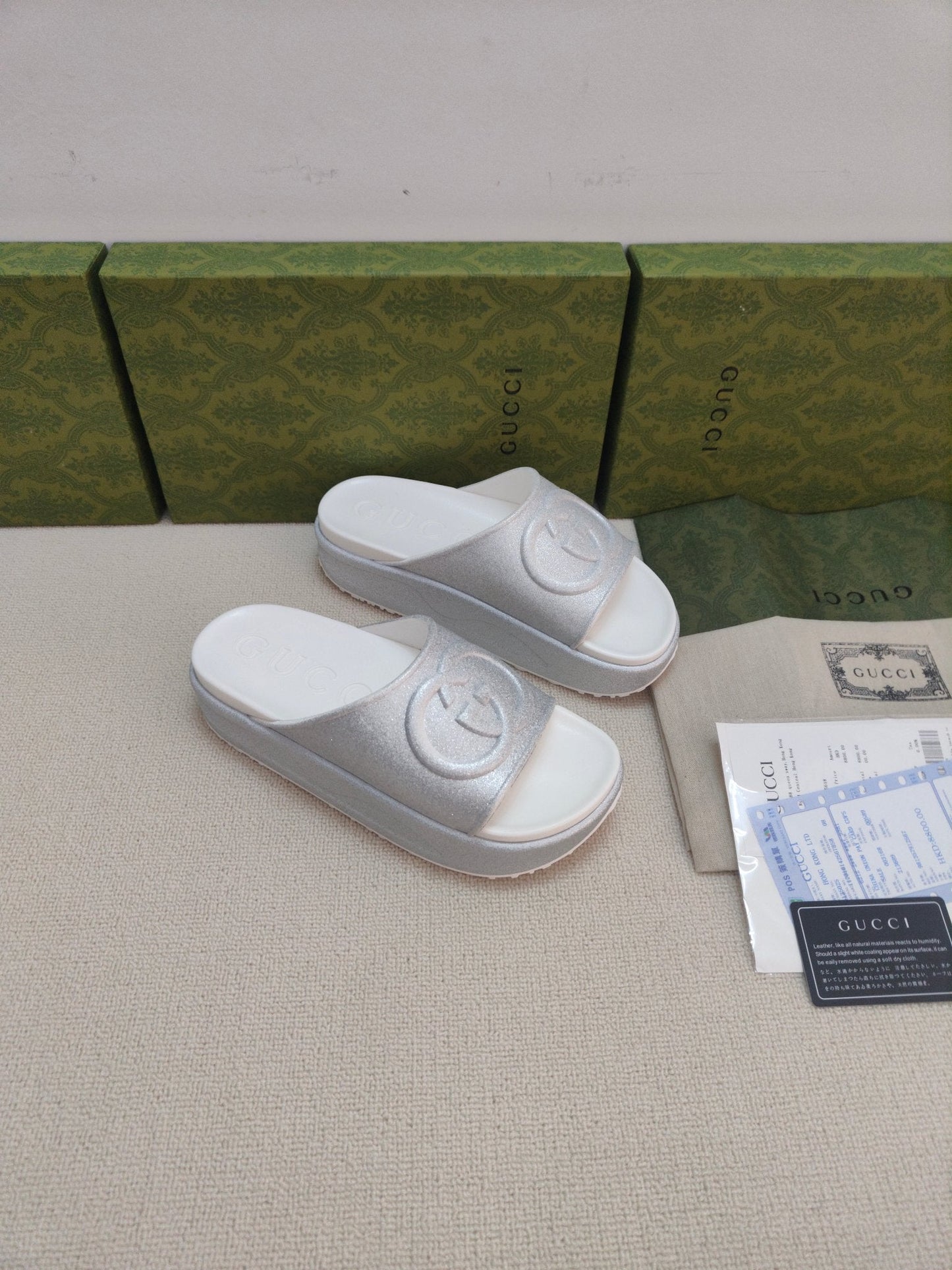 GG Lide Sandal With Interlocking Grey Glitter Rubber 788129