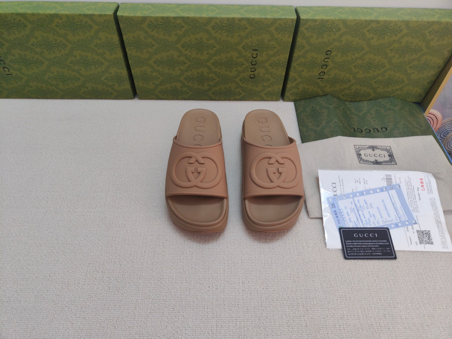 GG Lide Sandal With Interlocking Brown Rubber 788127