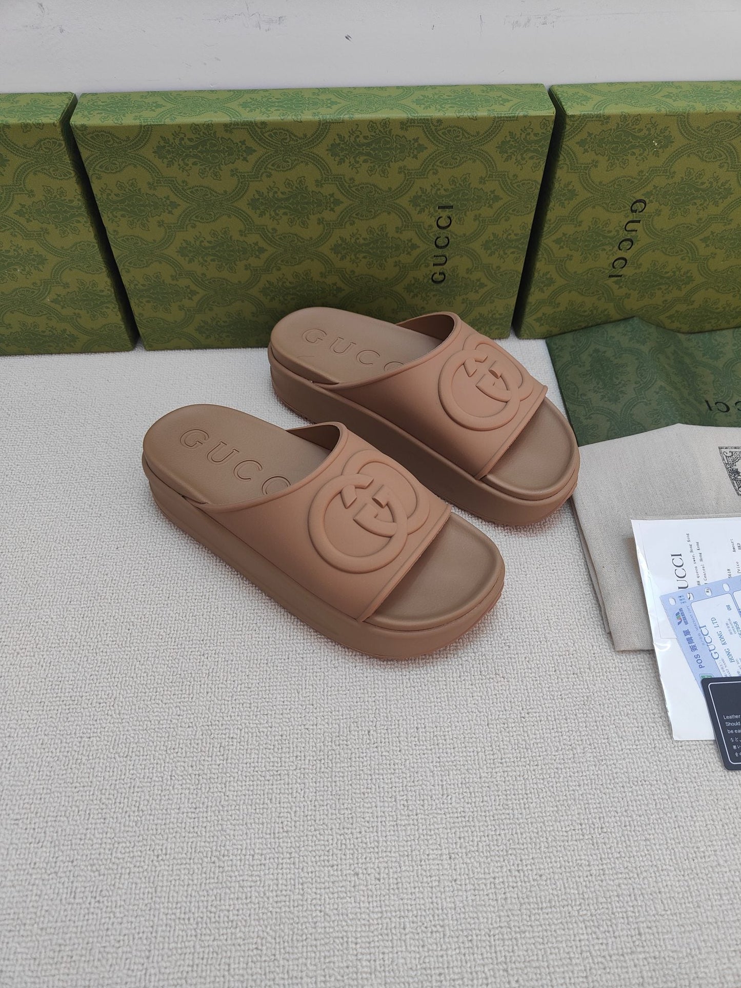 GG Lide Sandal With Interlocking Brown Rubber 788127