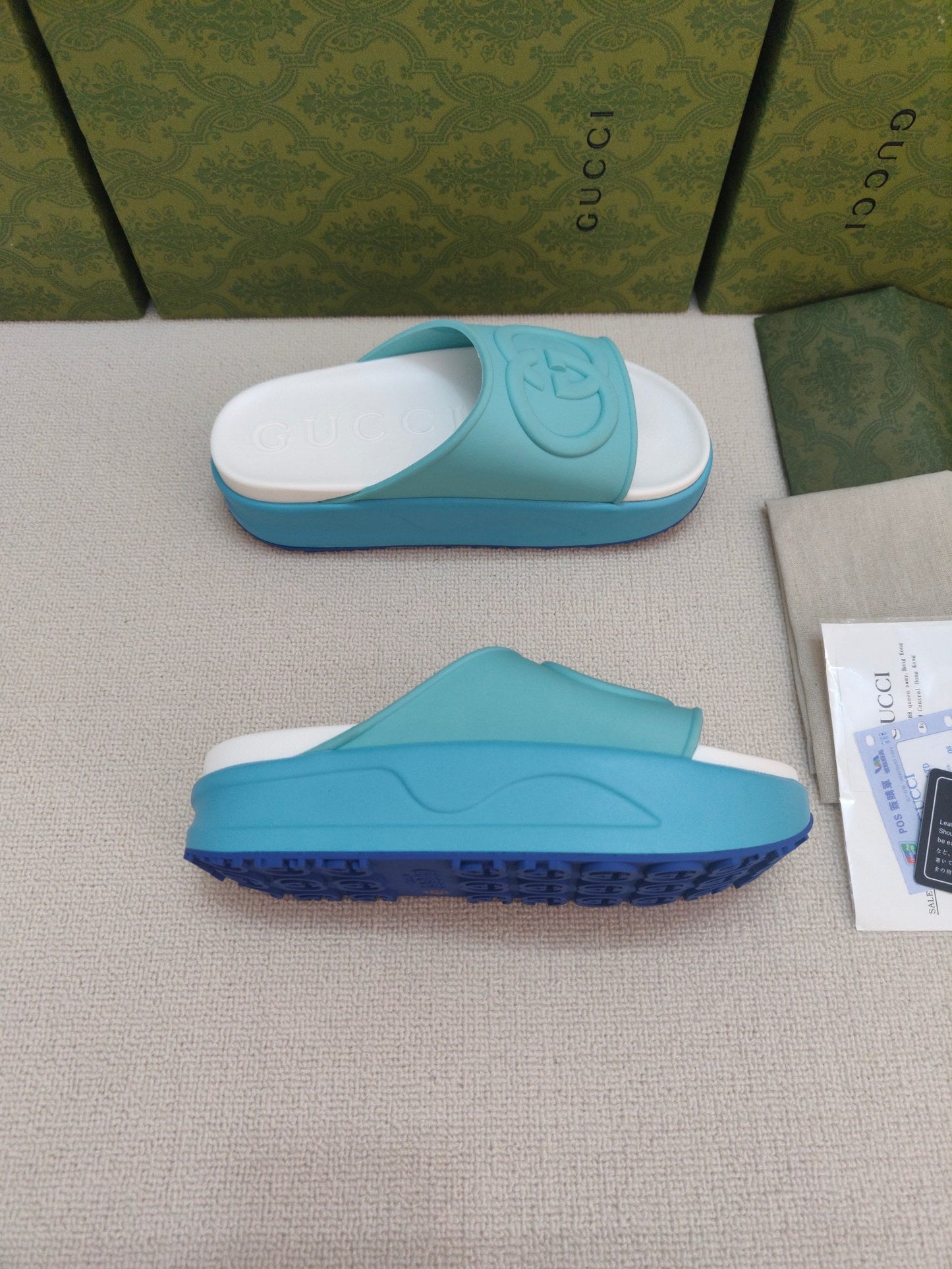 GG Lide Sandal With Interlocking Blue Rubber 788132