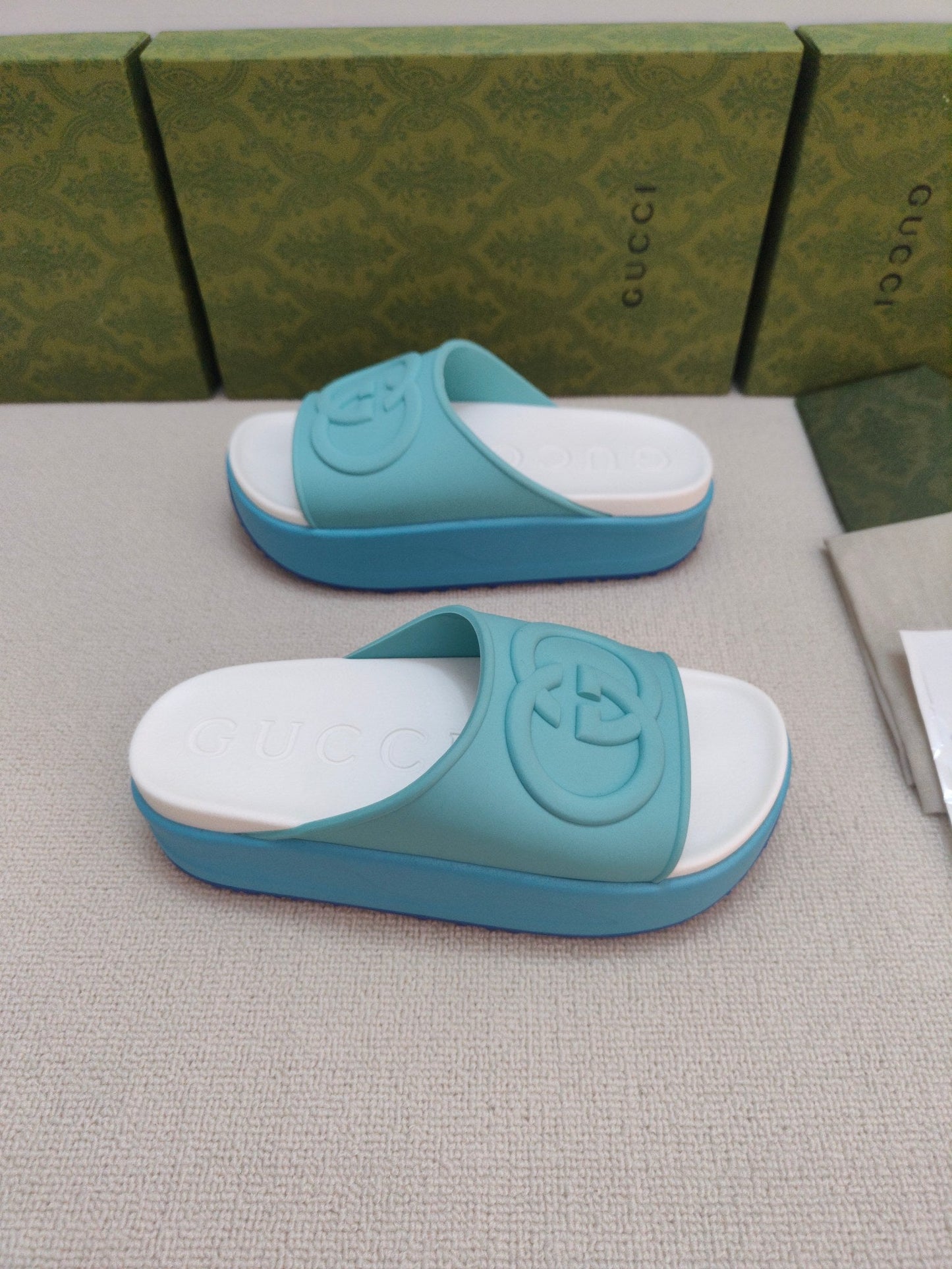 GG Lide Sandal With Interlocking Blue Rubber 788132