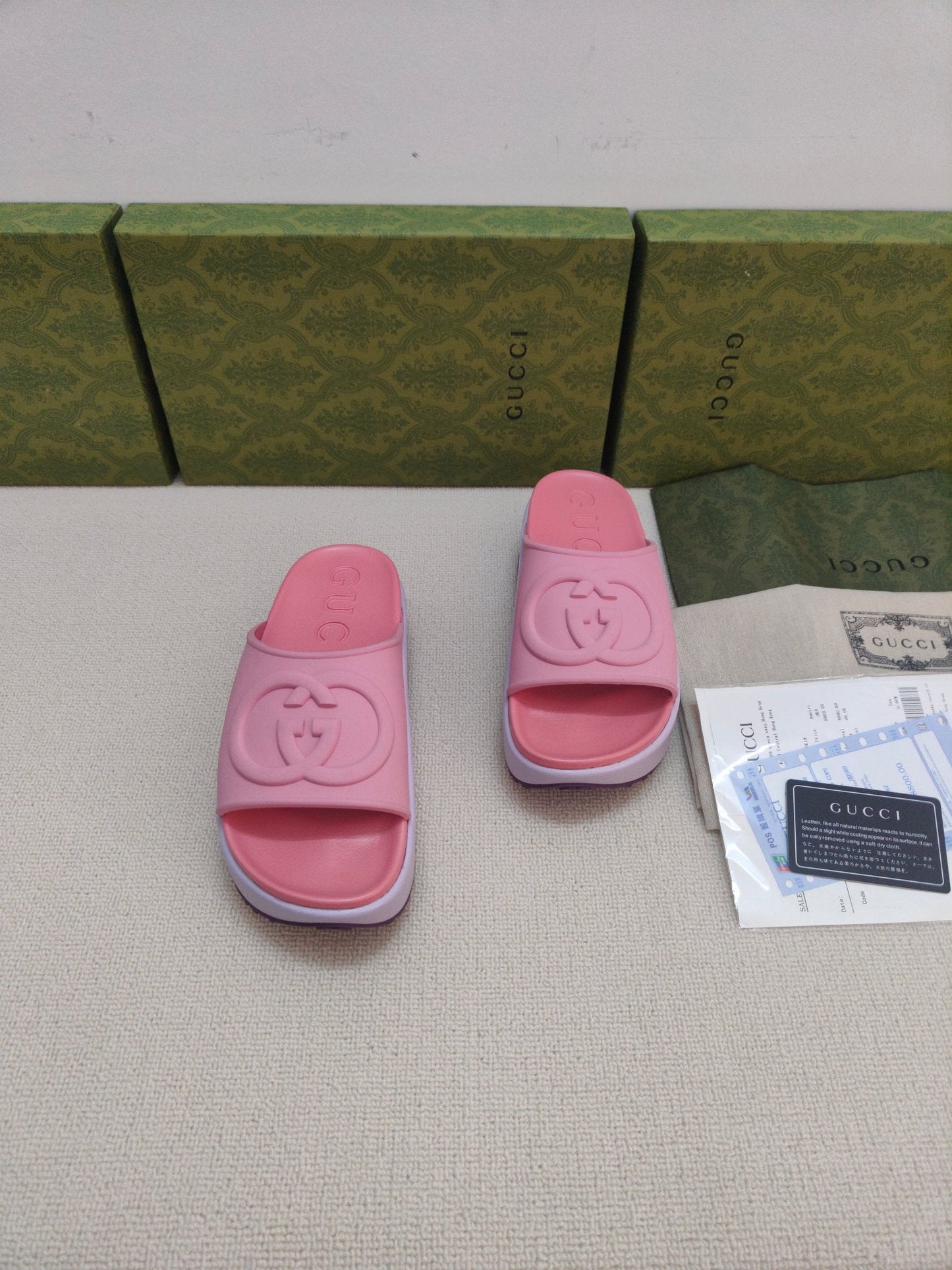 GG Lide Sandal With Interlocking Pink Rubber 788133