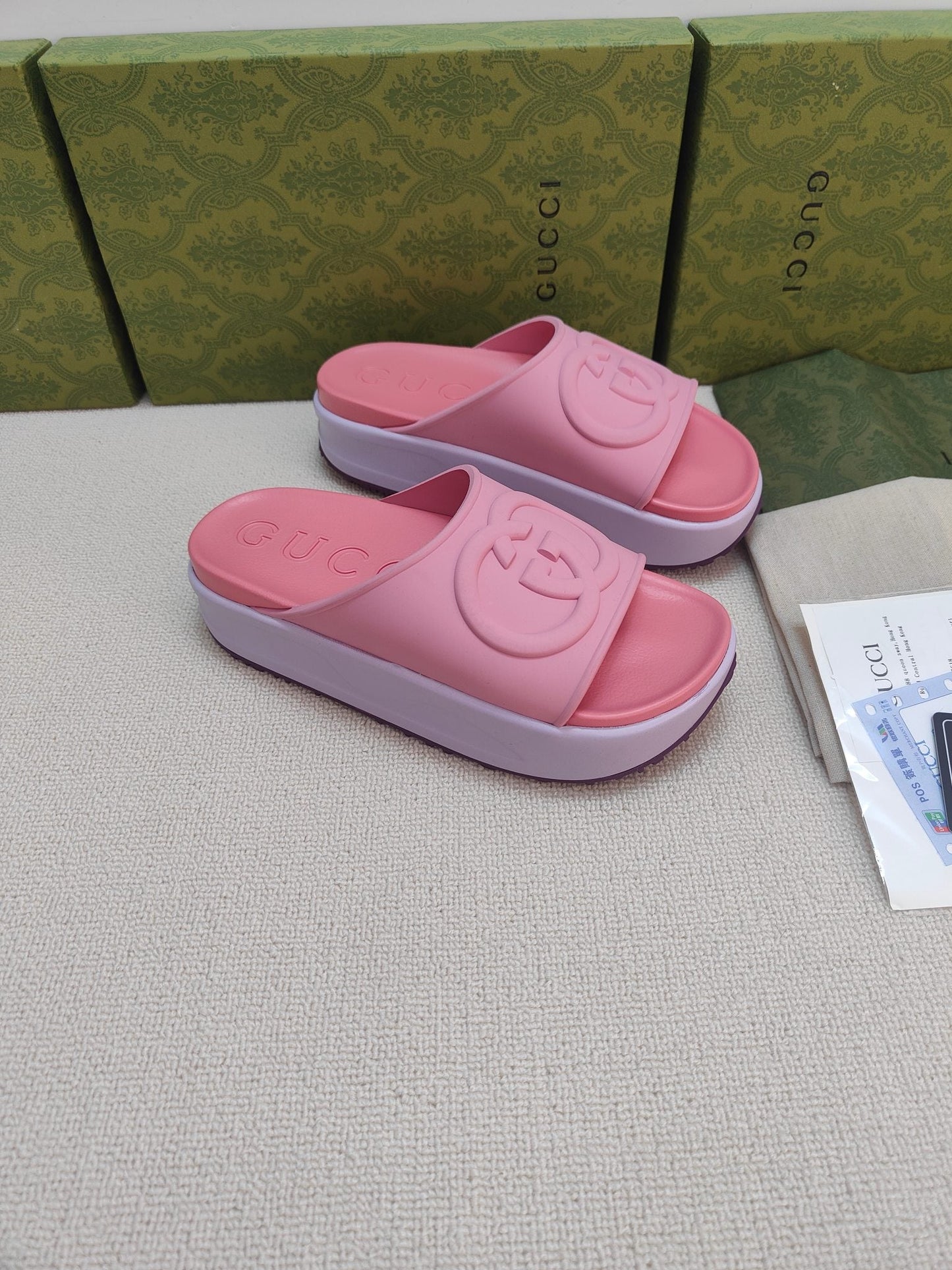 GG Lide Sandal With Interlocking Pink Rubber 788133
