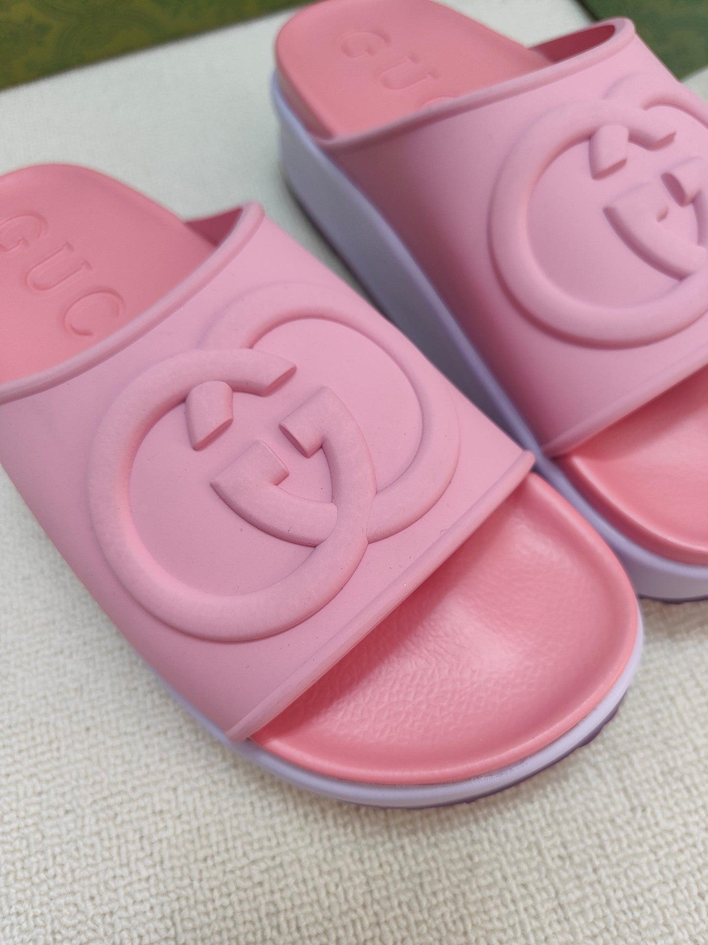 GG Lide Sandal With Interlocking Pink Rubber 788133