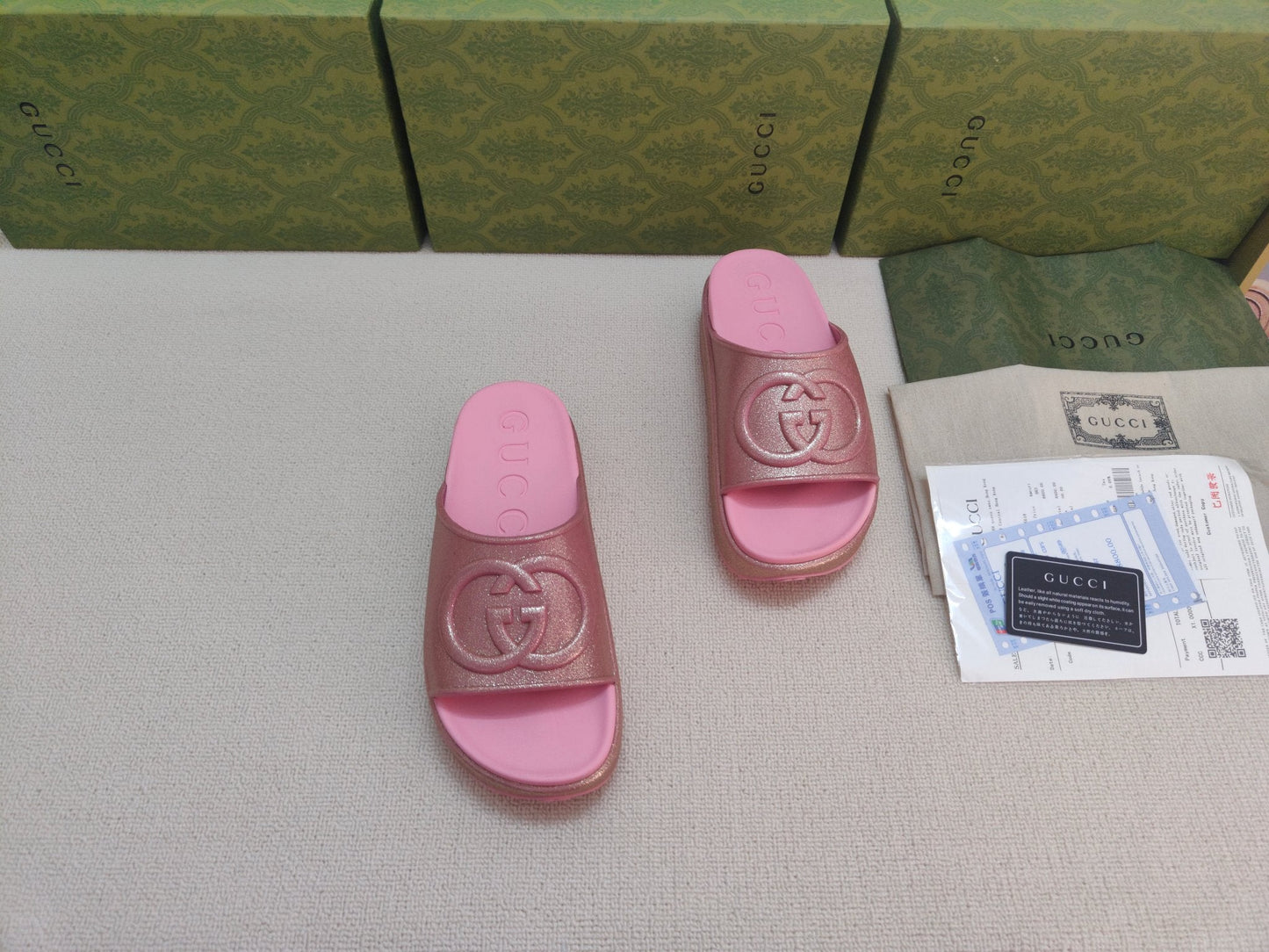 GG Lide Sandal With Interlocking Pink Glitter Rubber 788130