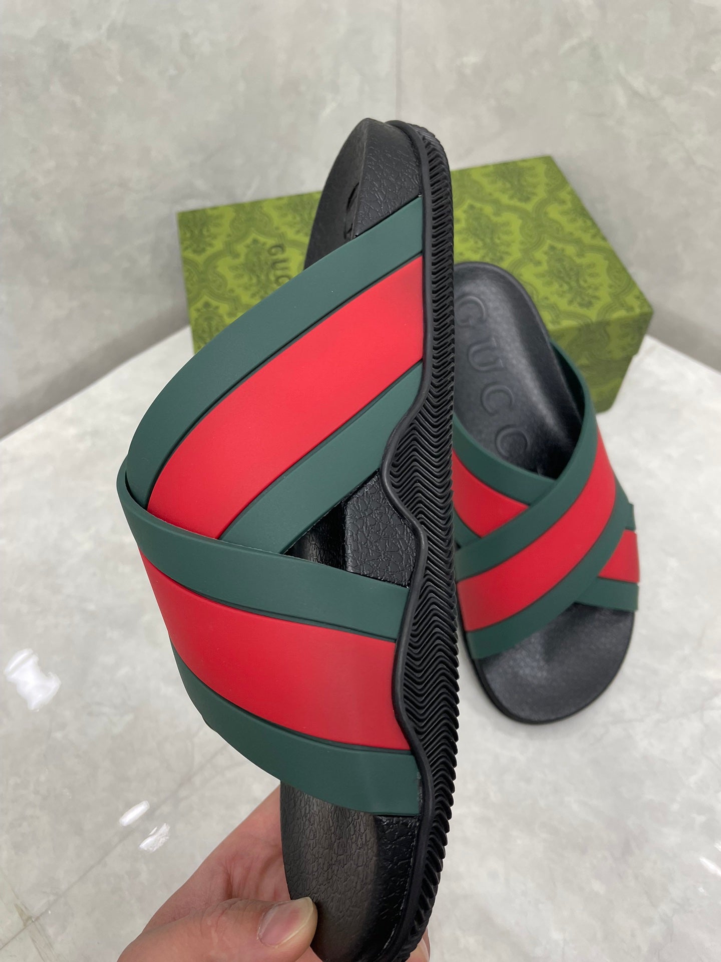 GG Men Striped Rubber Slides Black Red Green Rubber 788223