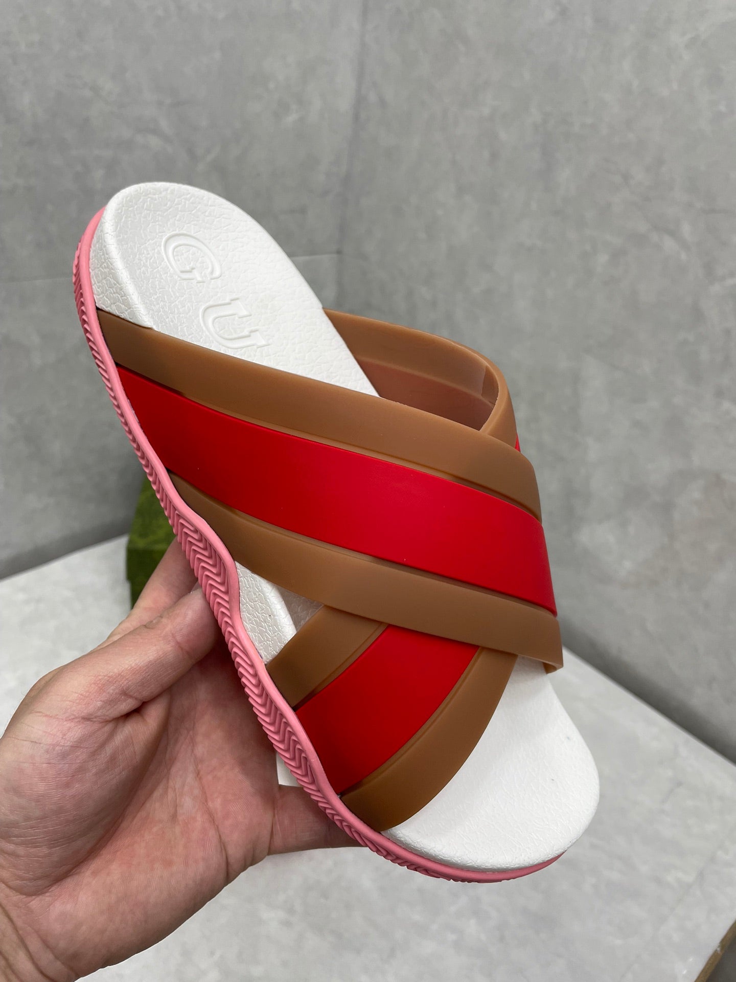 GG Men Striped Rubber Slides White Red Rubber 788222