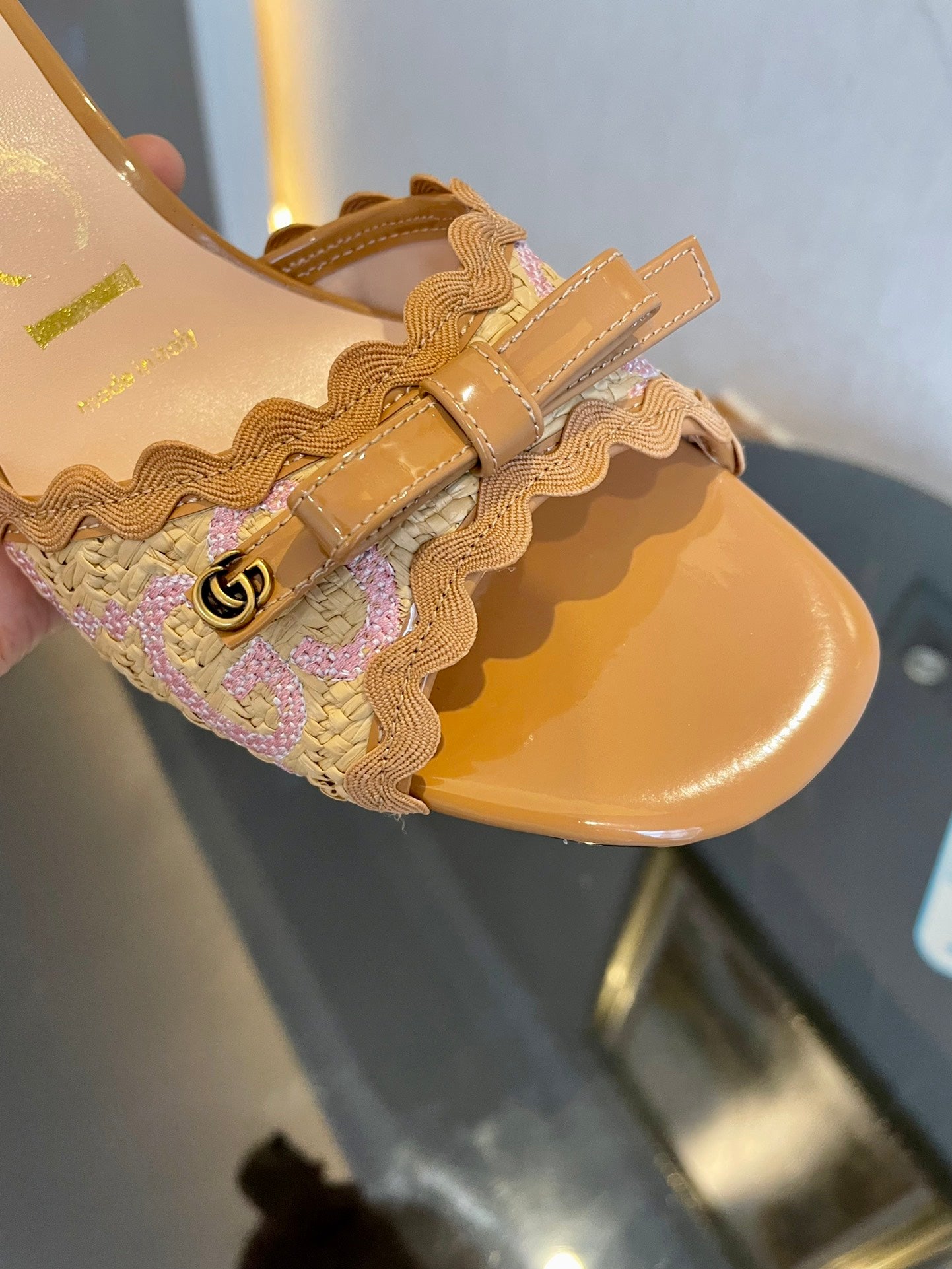 GG Kertu Sandals 6cm Beige Raffia Leather 695688