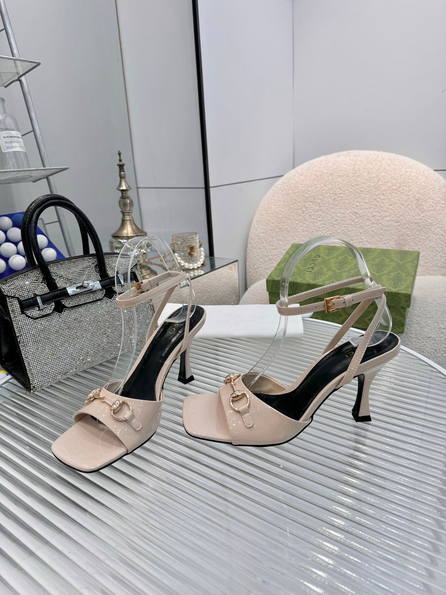 GG Gold Buckle Sandal 80mm Beige Patent Leather 457557