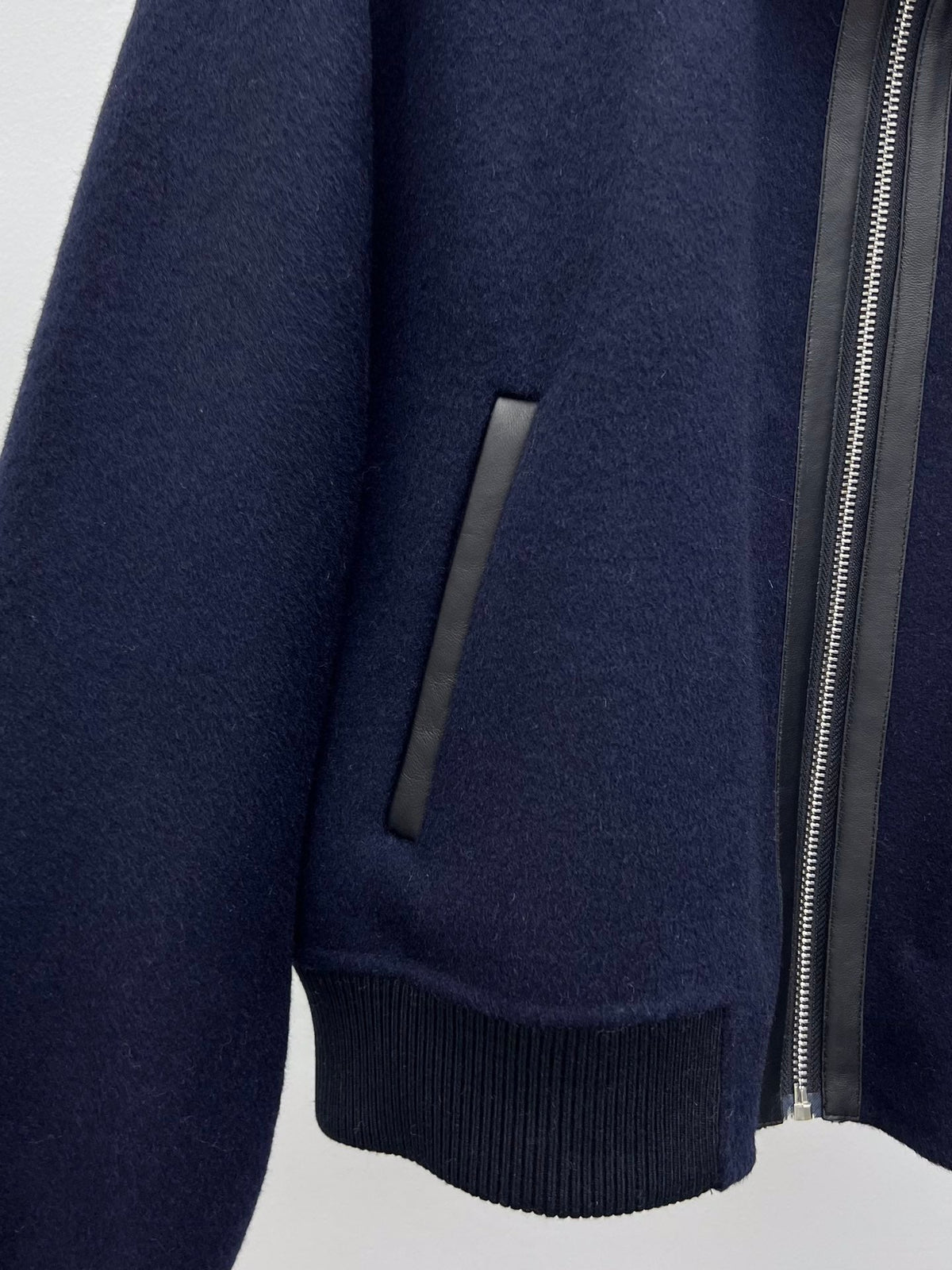 HM 25 Jacket Black Cashmere 02667