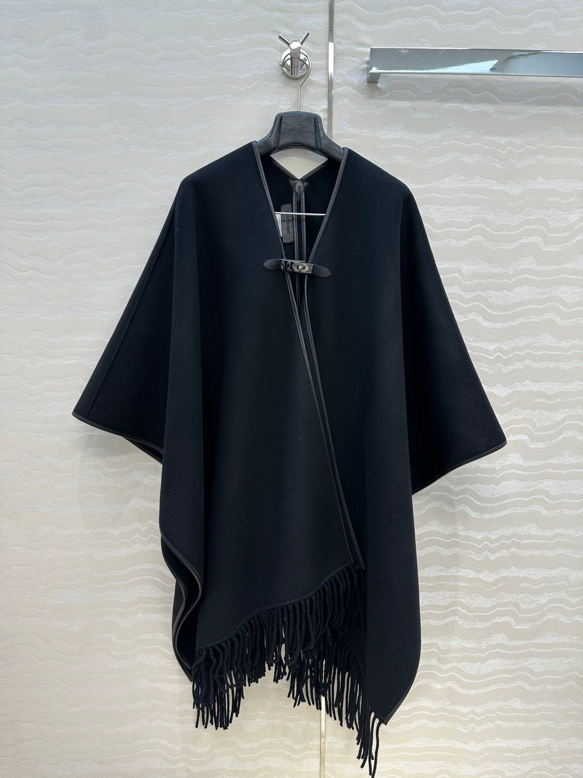 HM SS26 Kelly Lock Poncho Black Wool Cashmere 351152