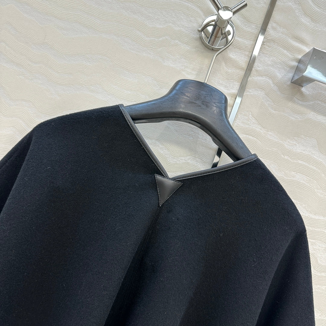 HM SS26 Kelly Lock Poncho Black Wool Cashmere 351152