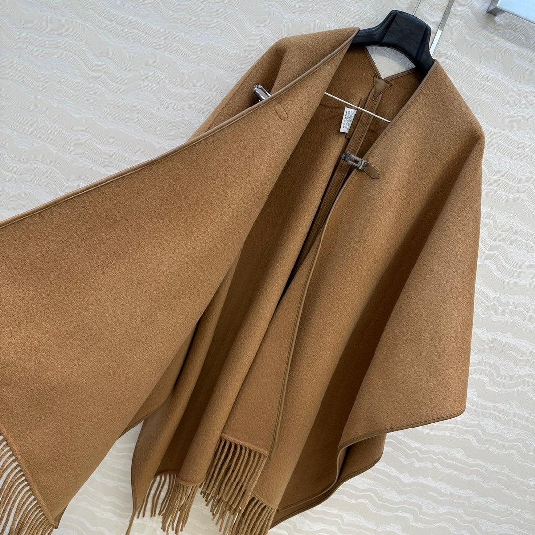 HM SS26 Kelly Lock Poncho Camel Wool Cashmere 351156