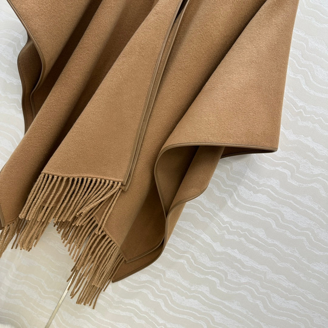 HM SS26 Kelly Lock Poncho Camel Wool Cashmere 351156