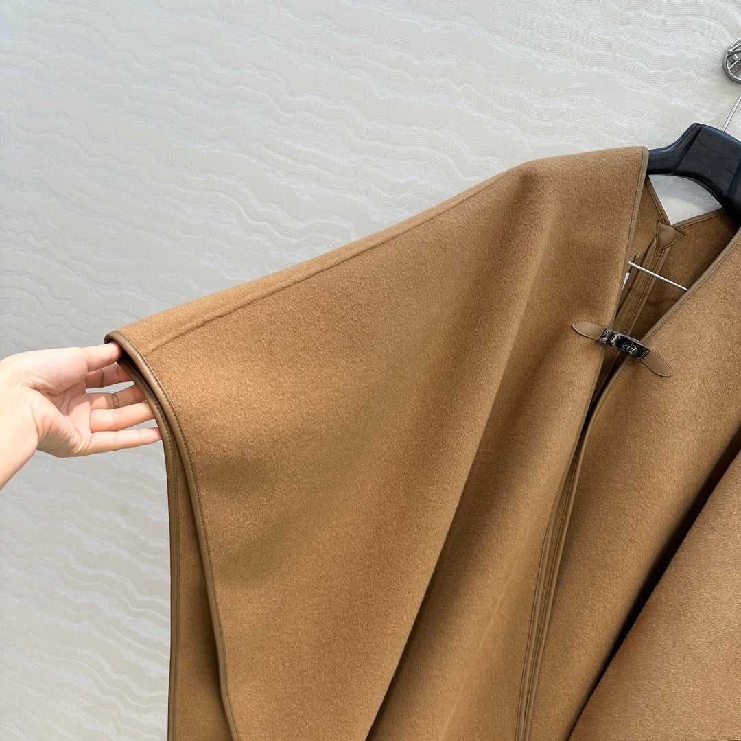 HM SS26 Kelly Lock Poncho Camel Wool Cashmere 351156
